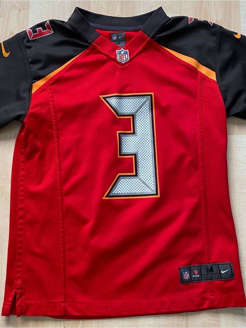 Tampa Bay Buccaneers Jameis Winston Nike Youth Medium Jersey